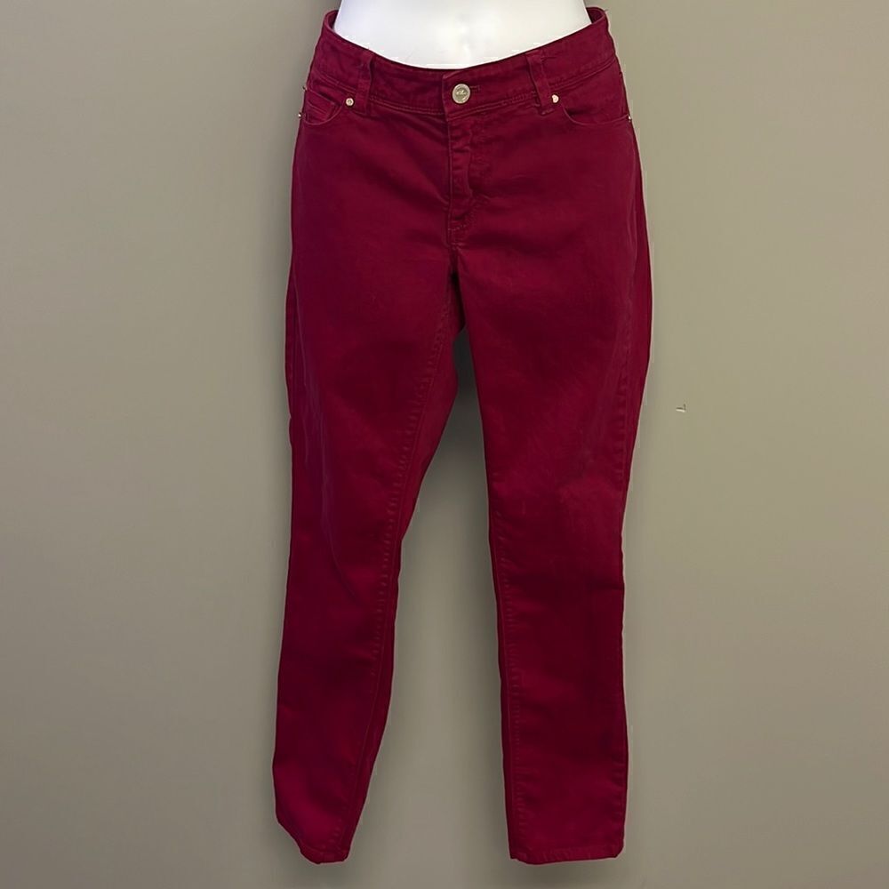 White House Black Market Maroon Slim Leg Blanc Jeans- 4R
